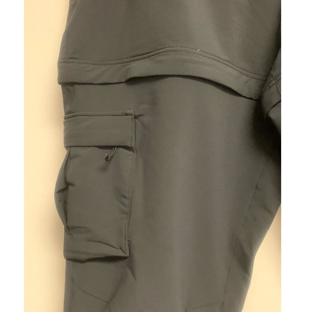 The North Face Women’s Bridgeway Zip-Off Pants, Black, Size 16 / Regular - Picture 3 of 8